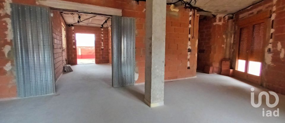 Casa 3 habitaciones de 211 m² en Ráfol de Salem (46843)