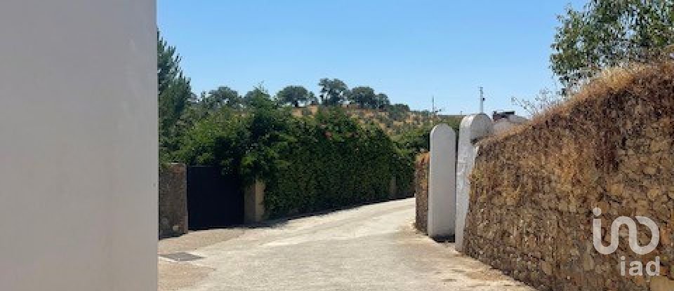 Terreno de 1.529 m² en Malcocinado (06928)