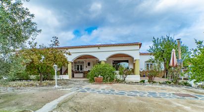 Country home 6 bedrooms of 437 m² in Fiñana (04500)