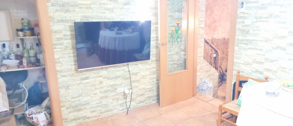 Apartment in house  3 bedrooms of 150 m² in Casa Los Molinos (03640)