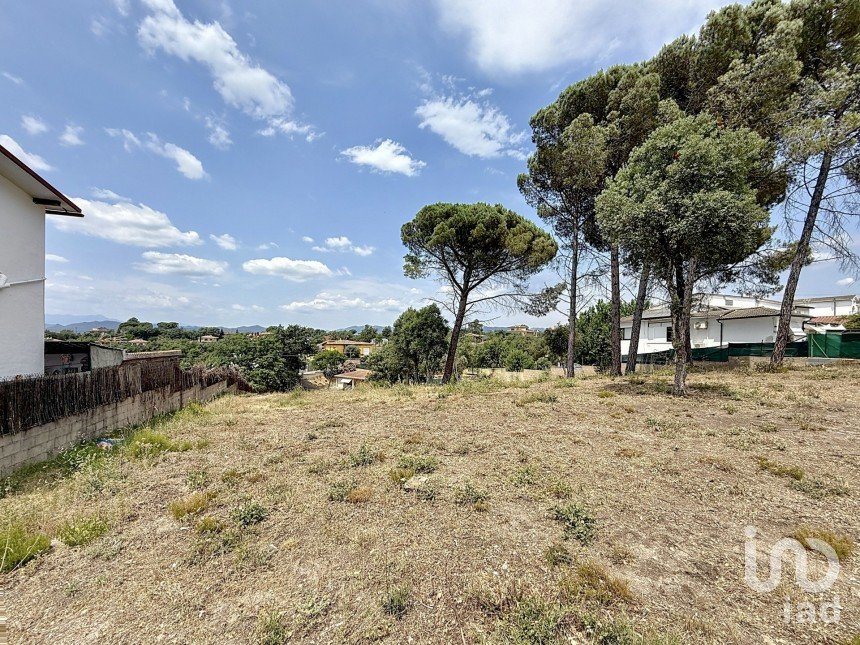 Terreno urbano de 773 m² en Sils (17410)