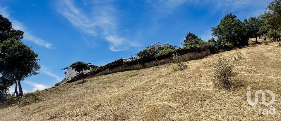 Terreno urbano de 773 m² en Sils (17410)