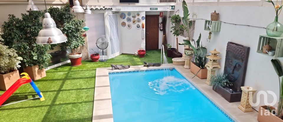 Cottage 4 bedrooms of 500 m² in Sax (03630)