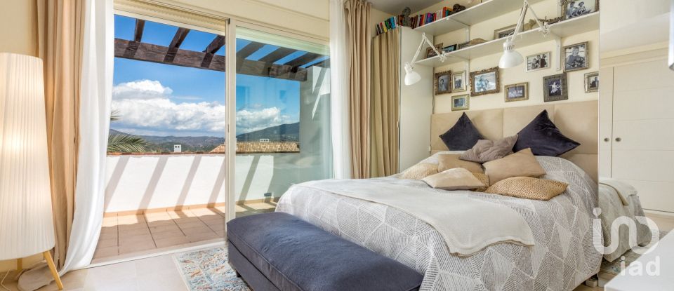 Casa 3 habitaciones de 220 m² en Mijas (29649)