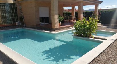 Cottage 4 bedrooms of 481 m² in Observatorio del Ebro (43529)