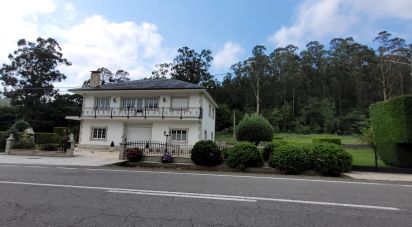 House 4 bedrooms of 268 m² in Viloalle (27747)