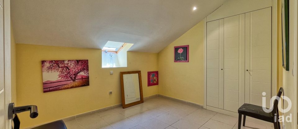 Dúplex 4 habitaciones de 129 m² en Dénia (03700)