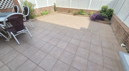 House 4 bedrooms of 219 m² in Sabadell (08207)