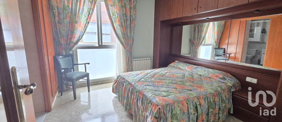 Casa 4 habitacions de 219 m² a Sabadell (08207)