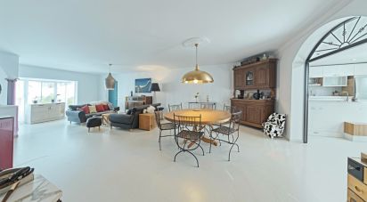 Casa 4 habitaciones de 566 m² en Chiclana de la Frontera (11130)