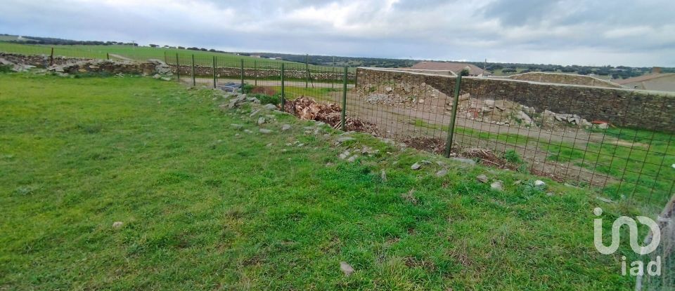 Terreno urbano de 1.640 m² en Vecinos (37456)