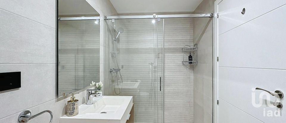 Piso 3 habitaciones de 137 m² en Portonovo (36970)