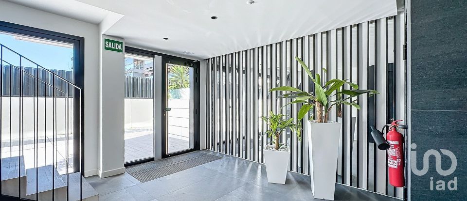 Piso 3 habitaciones de 137 m² en Portonovo (36970)