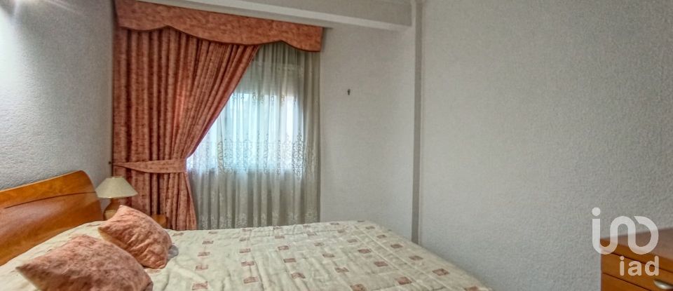 Piso 3 habitaciones de 55 m² en Benidorm (03501)