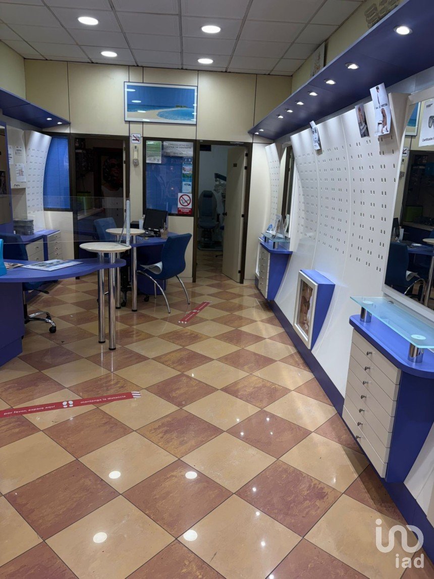 Shop / premises commercial of 41 m² in Móstoles (28937)