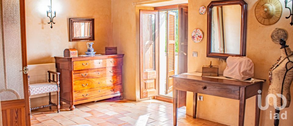 Casa rústica 2 habitaciones de 260 m² en Andratx (07150)