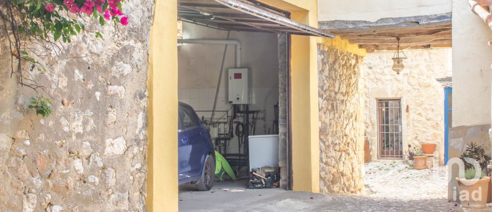 Casa rústica 2 habitaciones de 260 m² en Andratx (07150)