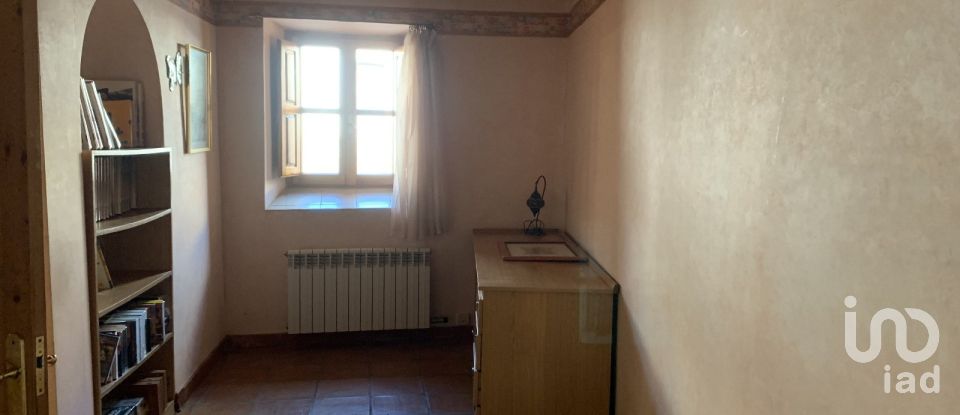 Casa 5 habitacions de 470 m² a Velliza (47131)