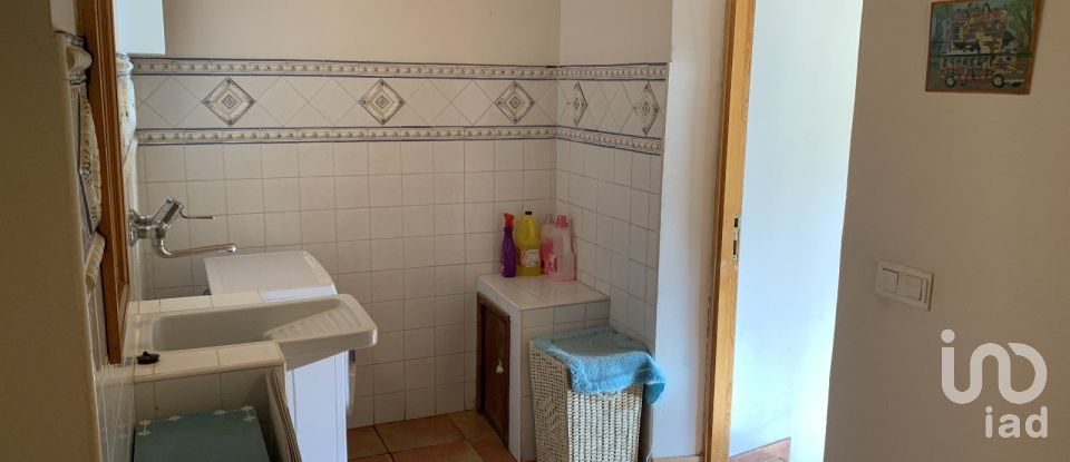 Casa 5 habitacions de 470 m² a Velliza (47131)