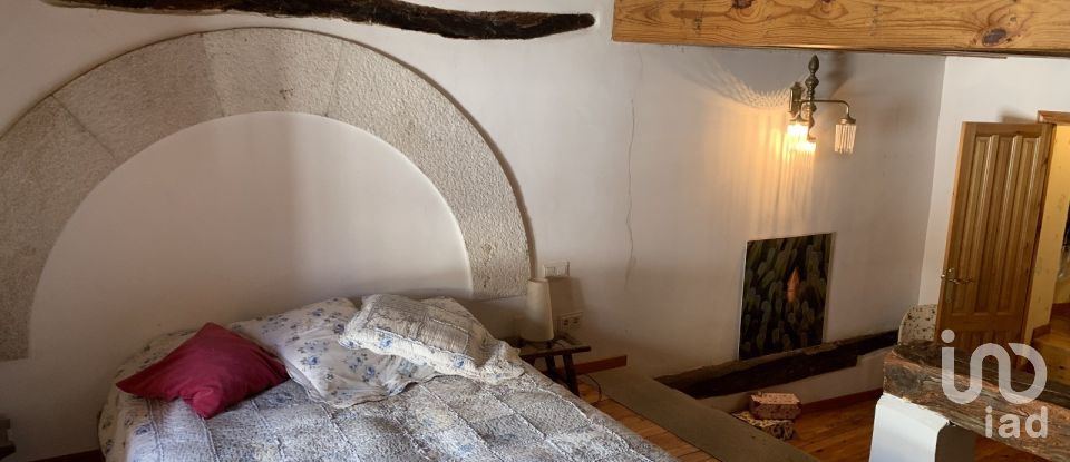 Casa 5 habitacions de 470 m² a Velliza (47131)