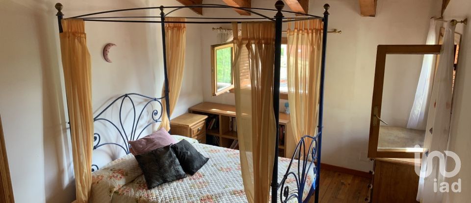 Casa 5 habitacions de 470 m² a Velliza (47131)