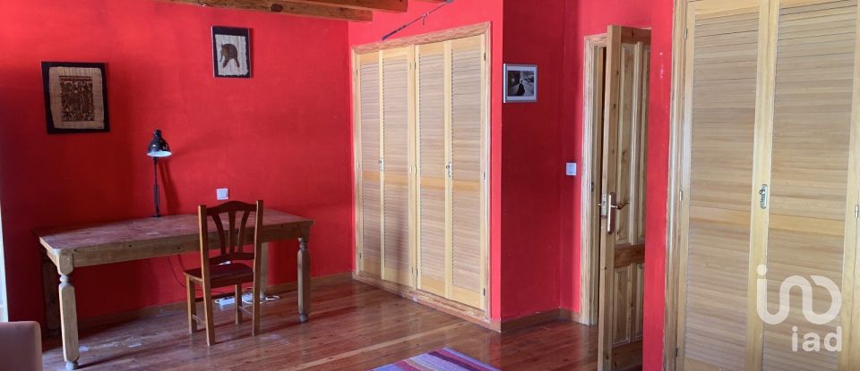 Casa 5 habitacions de 470 m² a Velliza (47131)