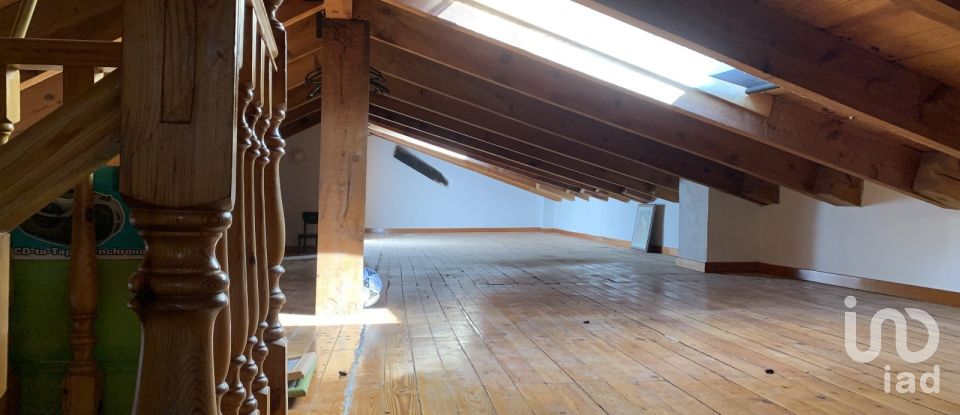 Casa 5 habitacions de 470 m² a Velliza (47131)