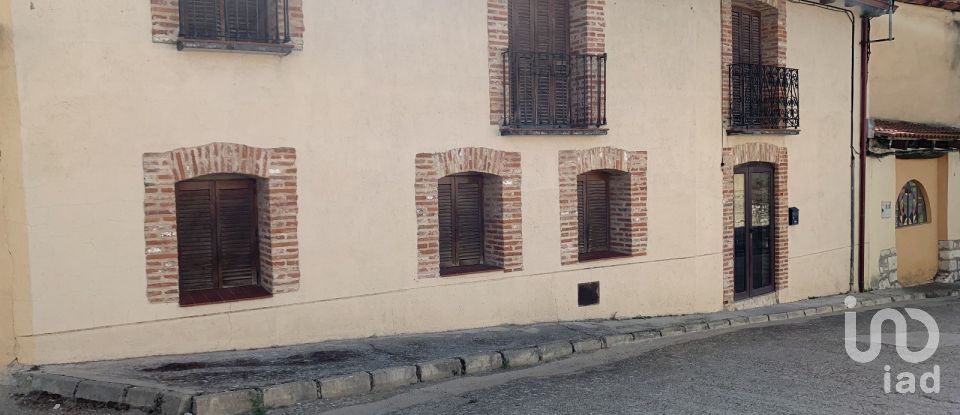 Casa 5 habitacions de 470 m² a Velliza (47131)