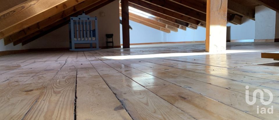 Casa 5 habitacions de 470 m² a Velliza (47131)