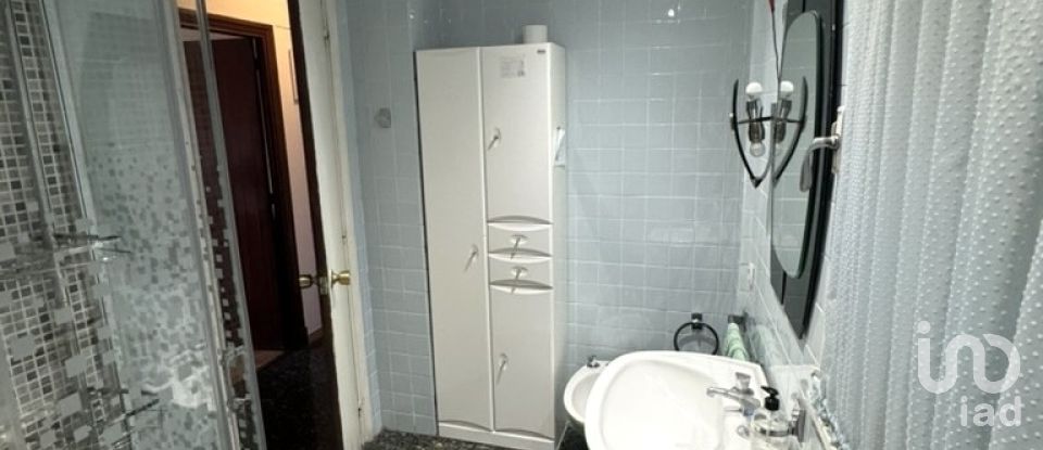 Pis 4 habitacions de 107 m² a León (24002)