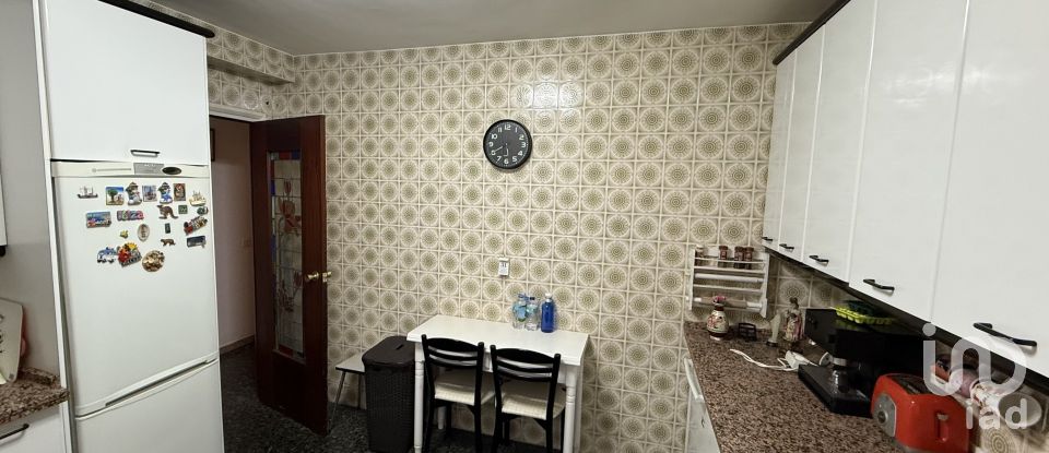 Pis 4 habitacions de 107 m² a León (24002)