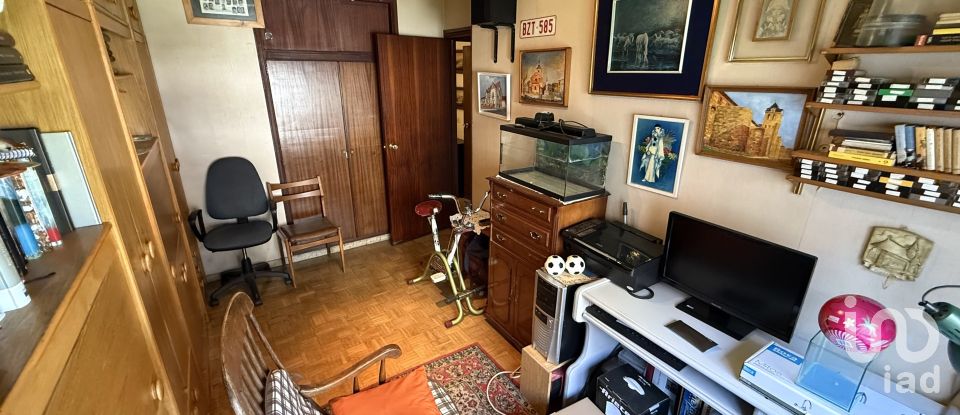 Pis 4 habitacions de 107 m² a León (24002)