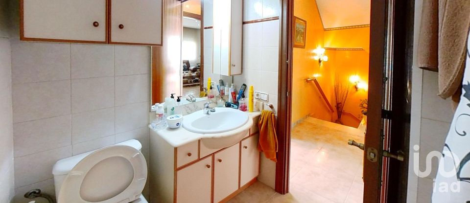 Casa 4 habitacions de 162 m² a Llorenç del Penedès (43712)