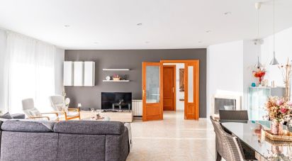 Chalet 6 habitaciones de 230 m² en Argentona (08310)