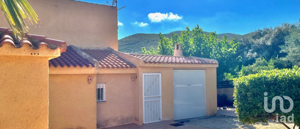 House 4 bedrooms of 185 m² in Peñiscola (12598)