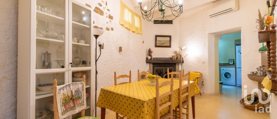 Casa 3 habitaciones de 177 m² en Navata (17744)