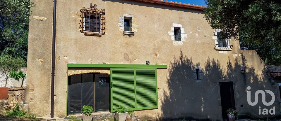 Casa 3 habitaciones de 177 m² en Navata (17744)