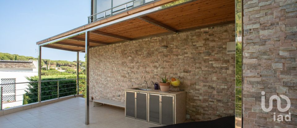 Casa 4 habitaciones de 352 m² en Lloret de Mar (17310)