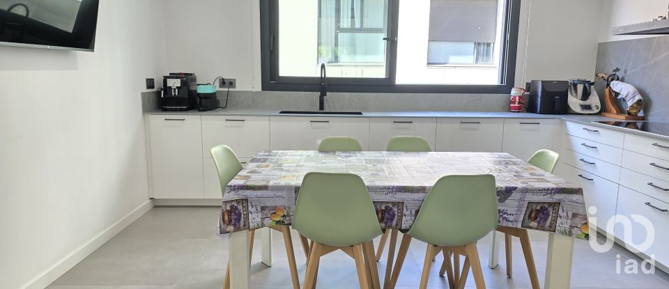 Casa 3 habitaciones de 315 m² en Sabadell (08203)