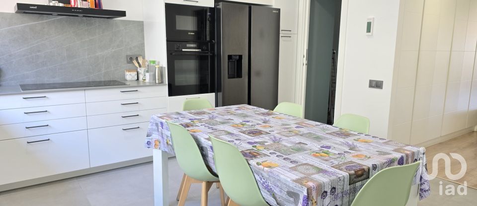 Casa 3 habitaciones de 315 m² en Sabadell (08203)