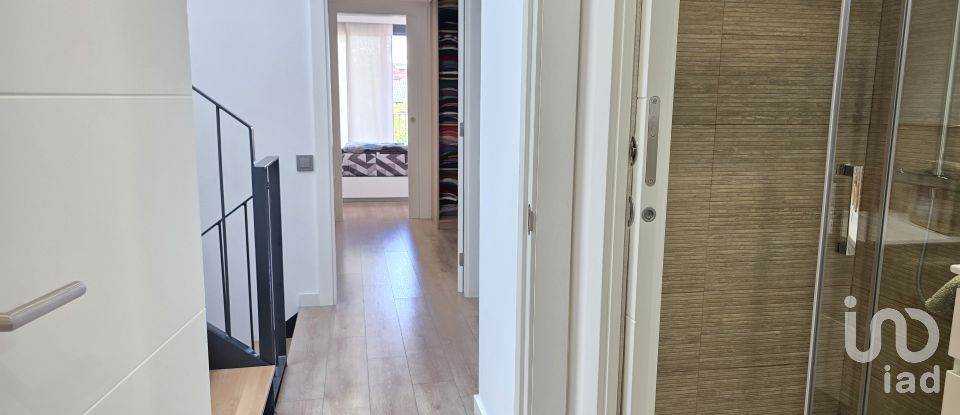 Casa 3 habitaciones de 315 m² en Sabadell (08203)