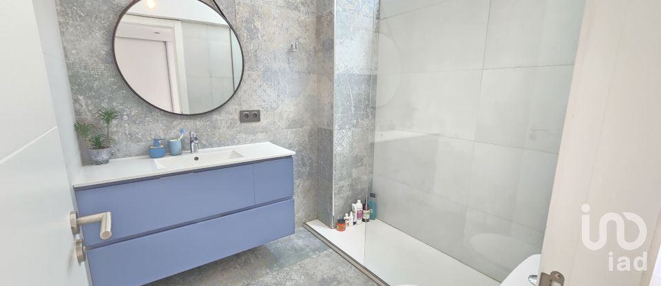 Casa 3 habitaciones de 315 m² en Sabadell (08203)