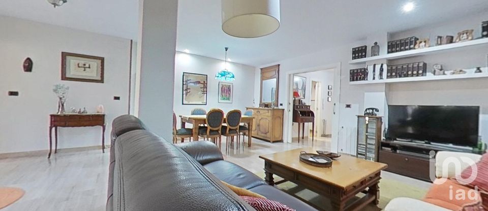 Maison 4 chambres de 200 m² à Canet d'en Berenguer (46529)