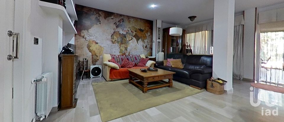 Maison 4 chambres de 200 m² à Canet d'en Berenguer (46529)