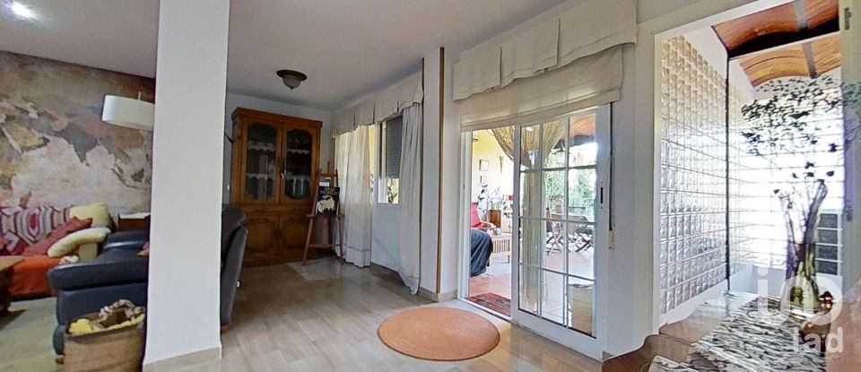 Maison 4 chambres de 200 m² à Canet d'en Berenguer (46529)