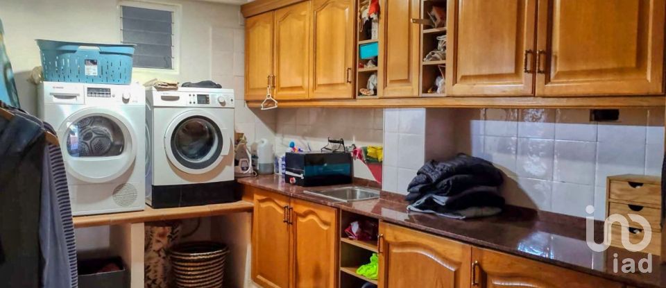 Maison 4 chambres de 200 m² à Canet d'en Berenguer (46529)