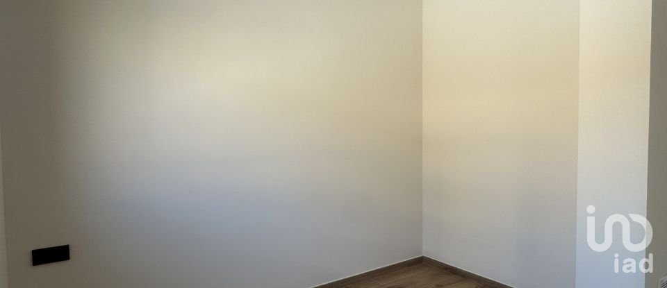 Maison 4 chambres de 198 m² à Sant Esteve Sesrovires (08635)