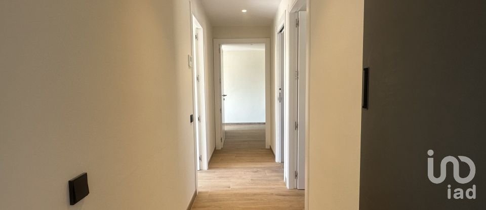 Maison 4 chambres de 198 m² à Sant Esteve Sesrovires (08635)