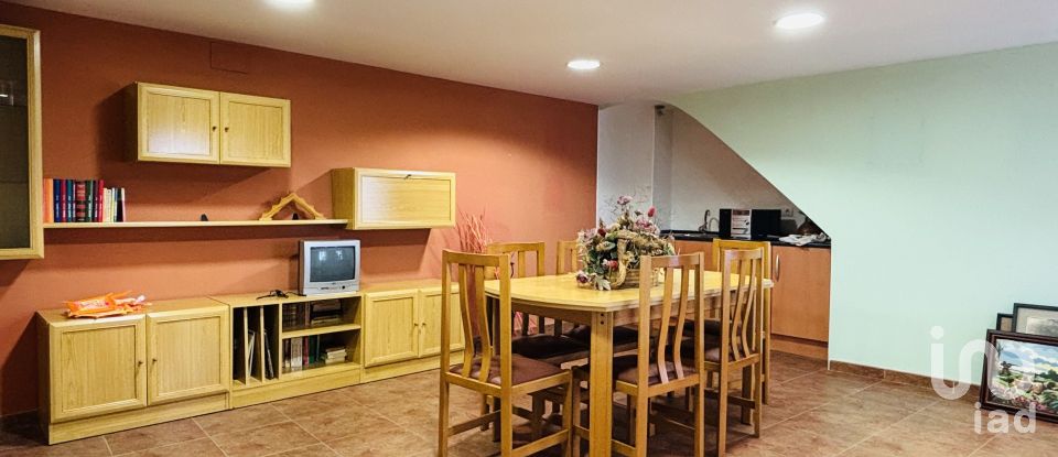 Casa 4 habitaciones de 260 m² en Amposta (43870)