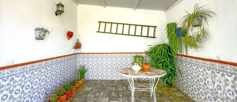 Casa de pueblo 3 habitaciones de 318 m² en Granja de Torrehermosa (06910)